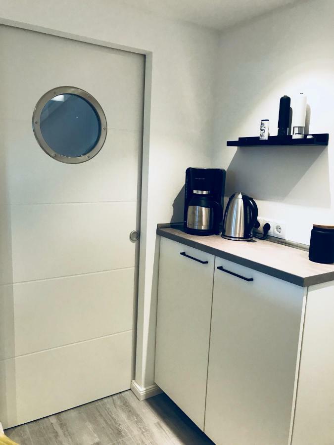 Bude 17 Apartment *